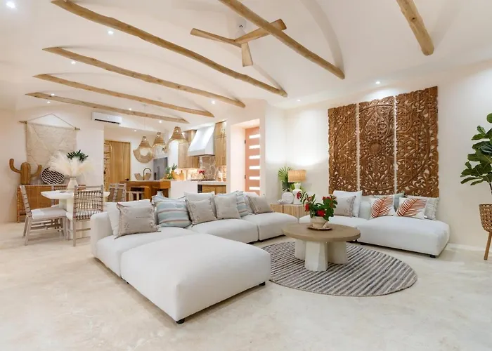 Hébergement de vacances Ods25 - Colorful Tropical Escape, Private Pool And Walk To